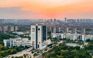 南昌智慧校園辦公系統落地指南：高效選型與本地化實(shí)踐